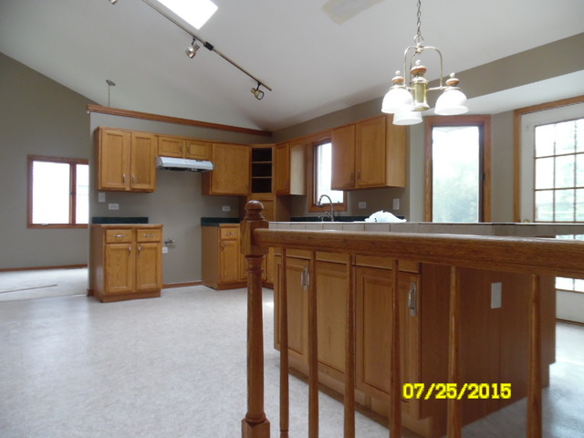3808 Edgewater Dr, Hazel Crest, IL 60429 photo 7