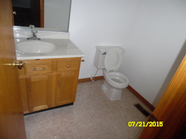 3808 Edgewater Dr, Hazel Crest, IL 60429 photo 3