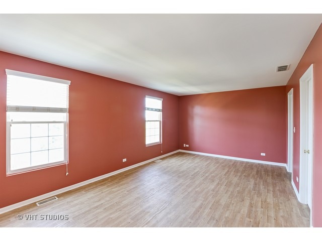 2515 Emily Ln, Elgin, IL 60123 photo 7