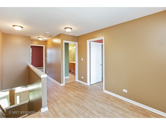 2515 Emily Ln, Elgin, IL 60123 photo 5
