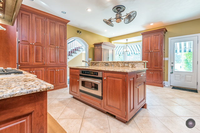 308 E Chicago Ave, Naperville, IL 60540 photo 9