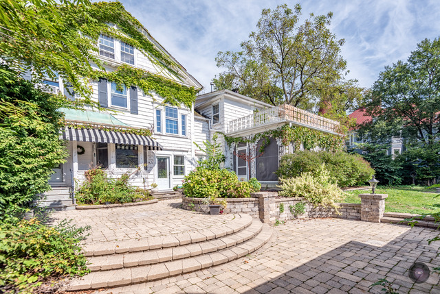 308 E Chicago Ave, Naperville, IL 60540 photo 25