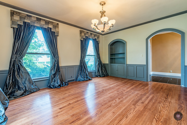308 E Chicago Ave, Naperville, IL 60540 photo 4