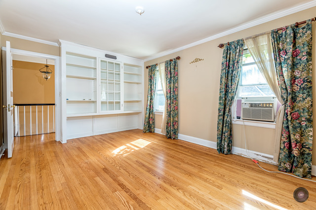 308 E Chicago Ave, Naperville, IL 60540 photo 11