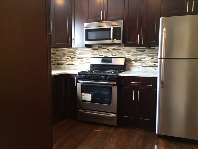 6740 S Lawndale Ave, Chicago, IL 60629 photo 4