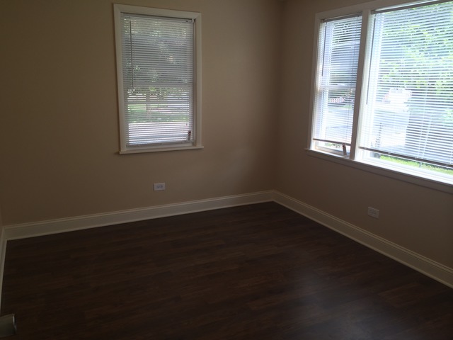 6740 S Lawndale Ave, Chicago, IL 60629 photo 13