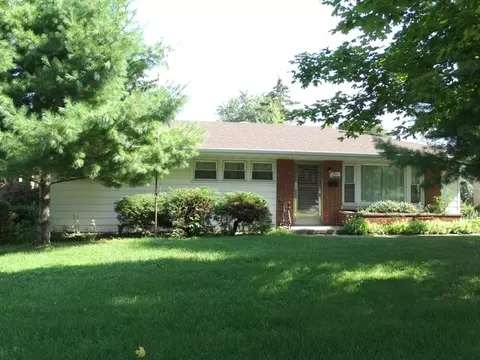 916 E 8th St, Lockport, IL 60441 photo 1