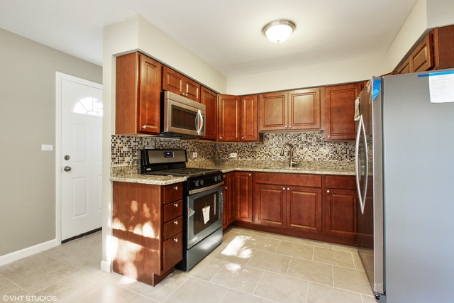 14328 Karlov Ave, Midlothian, IL 60445 photo 2