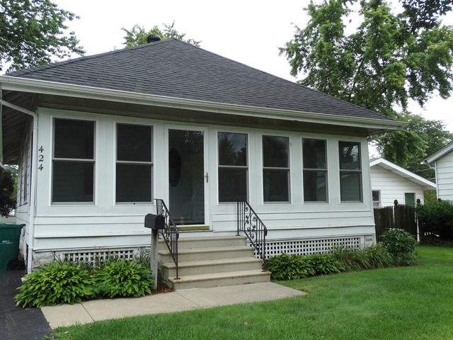 424 E 4th St, Lockport, IL 60441 photo 1
