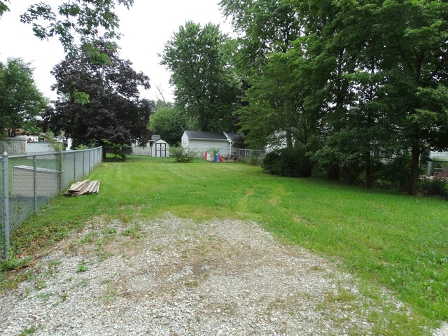 424 E 4th St, Lockport, IL 60441 photo 10