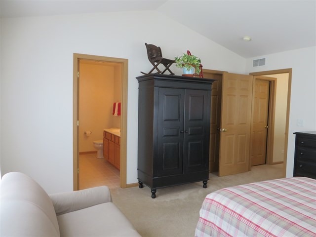 24109 Walnut Cir, Plainfield, IL 60585 photo 13