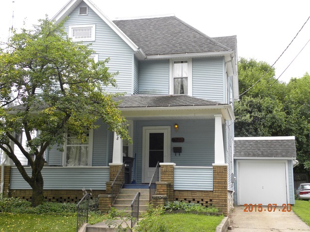 1008 W 4th St, Dixon, IL 61021 photo 1