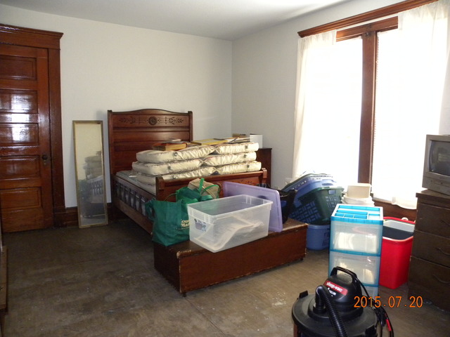 1008 W 4th St, Dixon, IL 61021 photo 3
