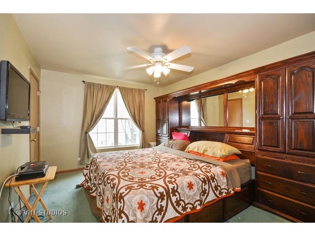 1017 Symphony Dr, Aurora, IL 60504 photo 7