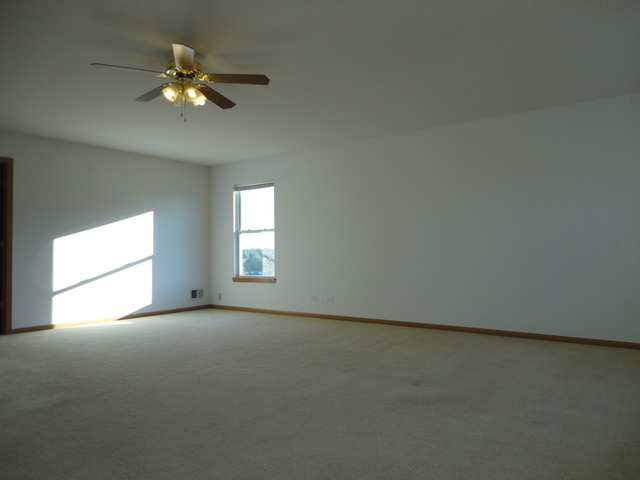 2363 Avalon Ct, Aurora, IL 60503 photo 17