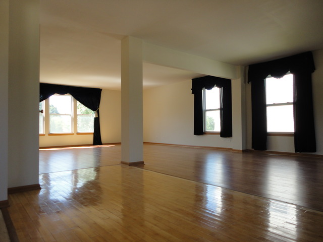 2363 Avalon Ct, Aurora, IL 60503 photo 4