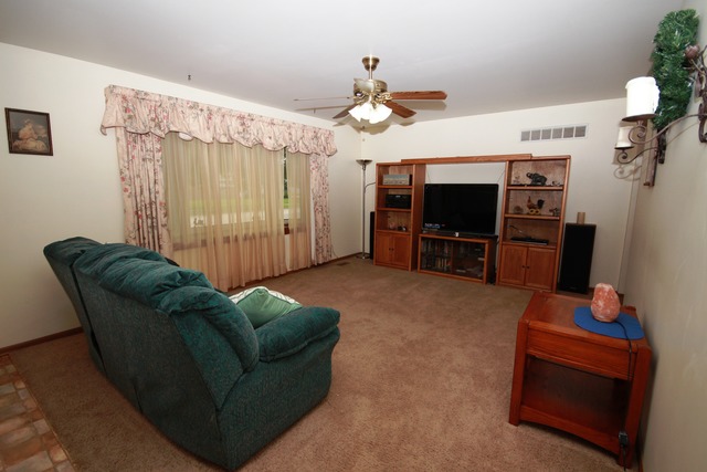 2505 John Bourg Dr, Plainfield, IL 60586 photo 7