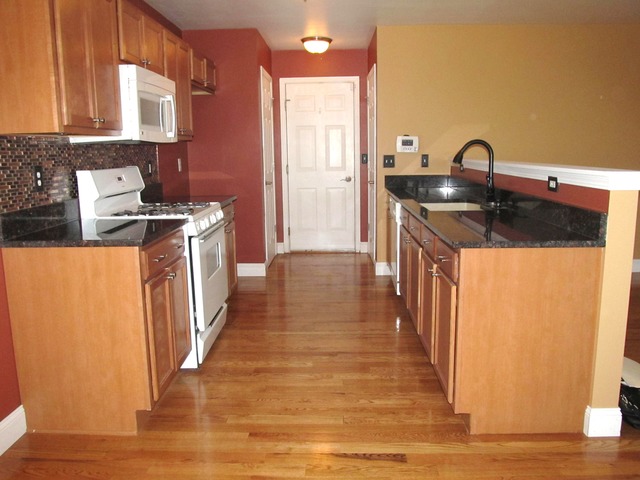 1908 Meadowview Dr, Joliet, IL 60433 photo 5
