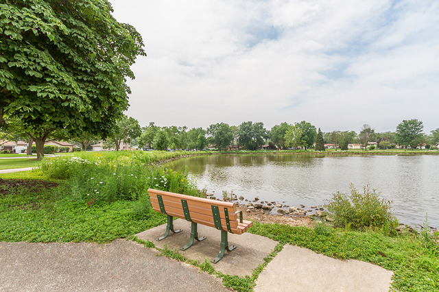 645 Washington Blvd, Hoffman Estates, IL 60169 photo 24