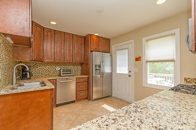 645 Washington Blvd, Hoffman Estates, IL 60169 photo 8