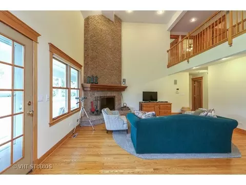 112 Maple Ave, Fox River Grove, IL 60021 photo 7