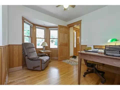 112 Maple Ave, Fox River Grove, IL 60021 photo 3