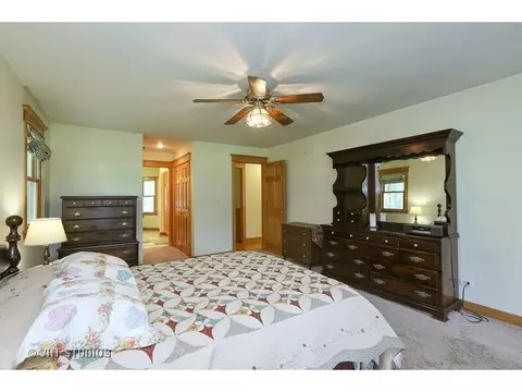 112 Maple Ave, Fox River Grove, IL 60021 photo 17
