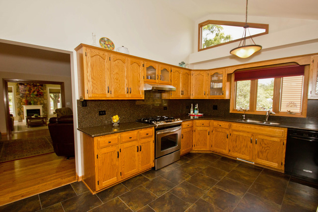 15200 S Michael Dr, Plainfield, IL 60544 photo 9