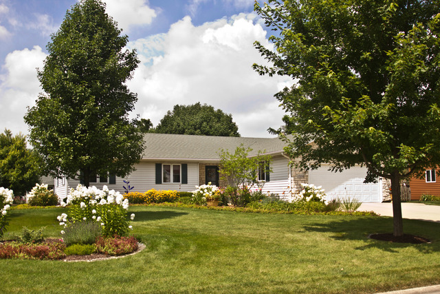 15200 S Michael Dr, Plainfield, IL 60544 photo 1