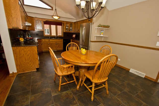 15200 S Michael Dr, Plainfield, IL 60544 photo 11