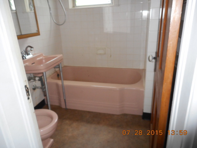 621 E Main St, Ottawa, IL 61350 photo 8