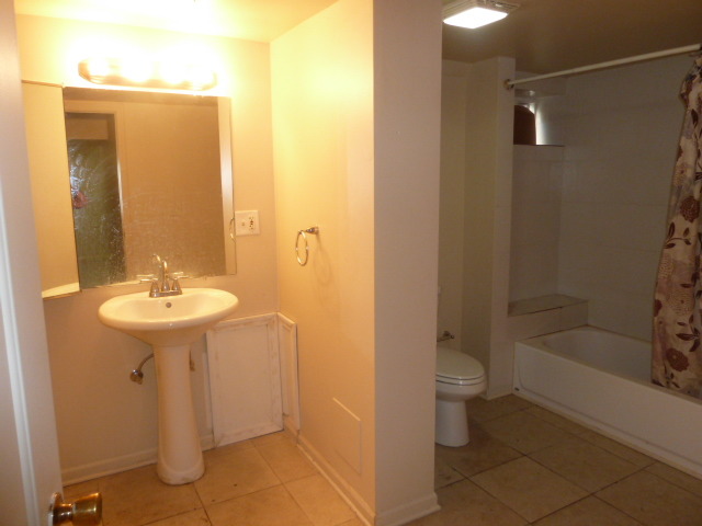 358 Mark Ave, Glendale Heights, IL 60139 photo 10