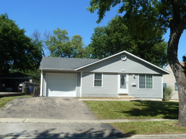 358 Mark Ave, Glendale Heights, IL 60139 photo 1