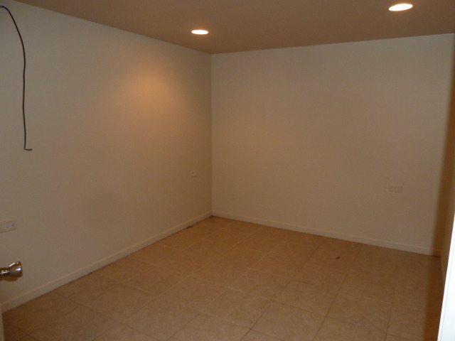 358 Mark Ave, Glendale Heights, IL 60139 photo 8