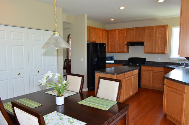 15023 Meadow Ln, Plainfield, IL 60544 photo 7