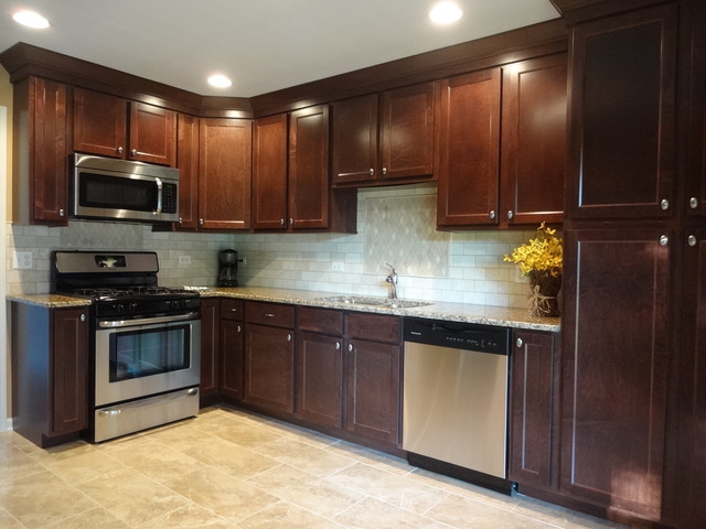 929 Sycamore Ln, Bartlett, IL 60103 photo 8