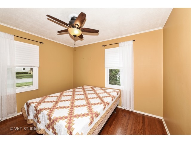 1305 N Irving Ave, Berkeley, IL 60163 photo 4