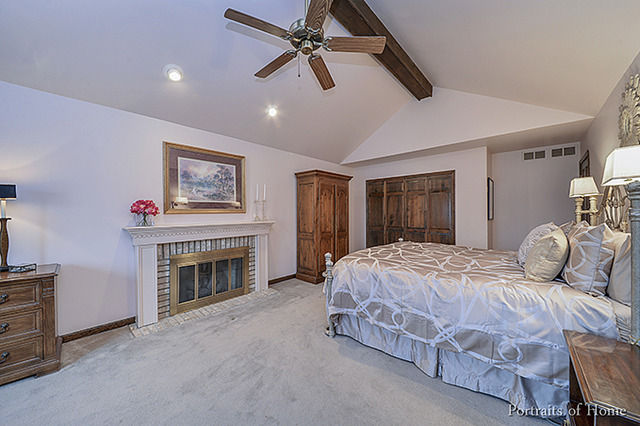 1567 Culpepper Dr, Naperville, IL 60540 photo 14