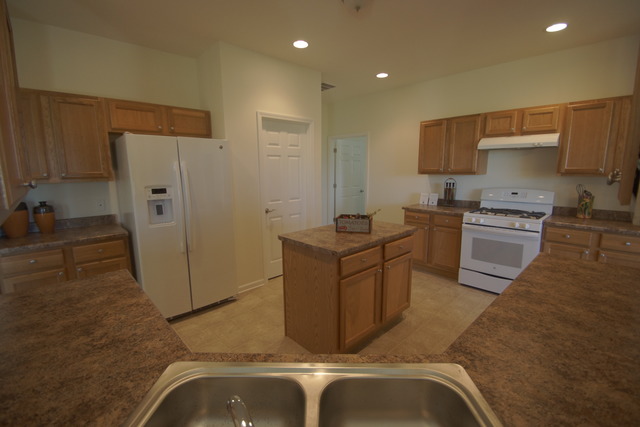 806 Hanson Ave, Mchenry, IL 60050 photo 5