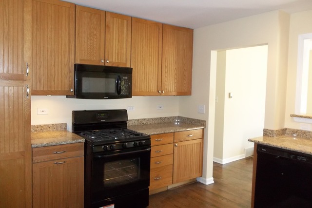 1409 Glen Dr, Mchenry, IL 60050 photo 7