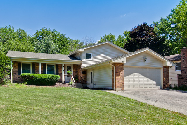 613 Scott St, Algonquin, IL 60102 photo 1