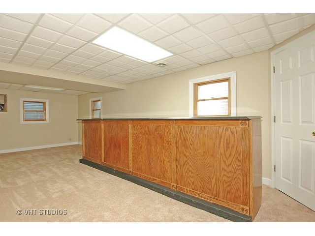 1090 Willoby Ln, Elgin, IL 60120 photo 13