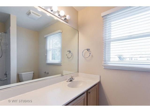 1907 Prairie Trail Ct, Plainfield, IL 60586 photo 9