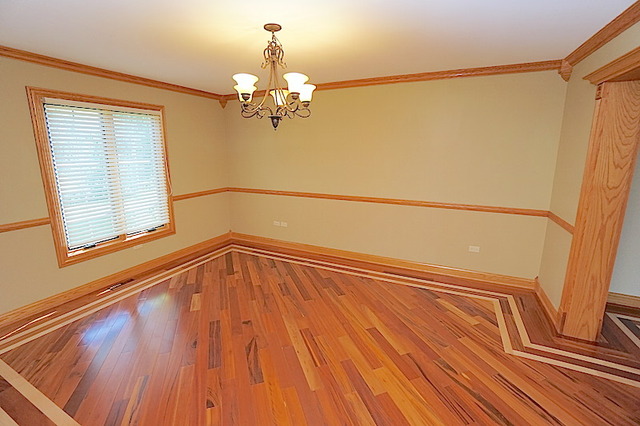 3928 White Eagle Dr, Naperville, IL 60564 photo 3