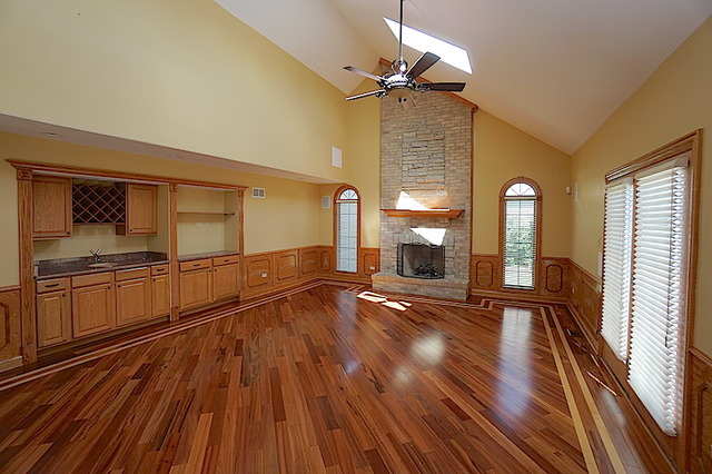 3928 White Eagle Dr, Naperville, IL 60564 photo 4