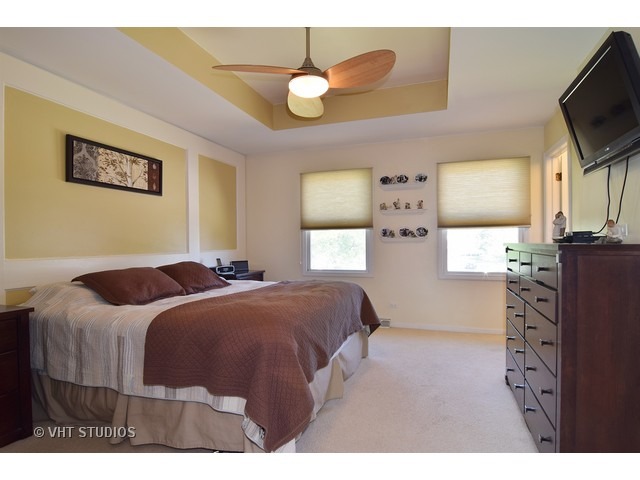 330 Windsor Dr, Bartlett, IL 60103 photo 6