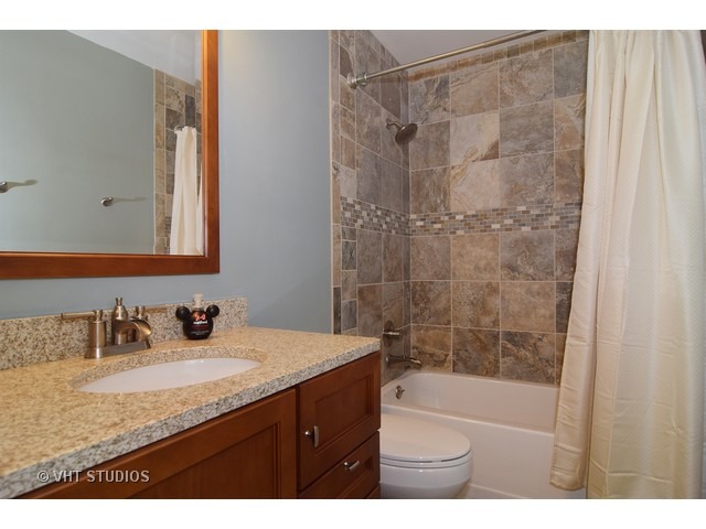 330 Windsor Dr, Bartlett, IL 60103 photo 10