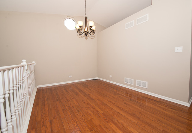 834 Mary Byrne Dr, Chicago Heights, IL 60411 photo 6
