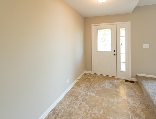 834 Mary Byrne Dr, Chicago Heights, IL 60411 photo 8