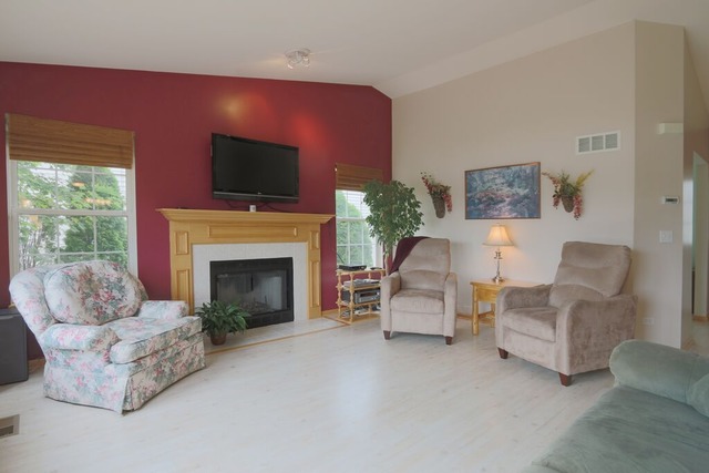 7312 Kenicott Ln, Plainfield, IL 60586 photo 6